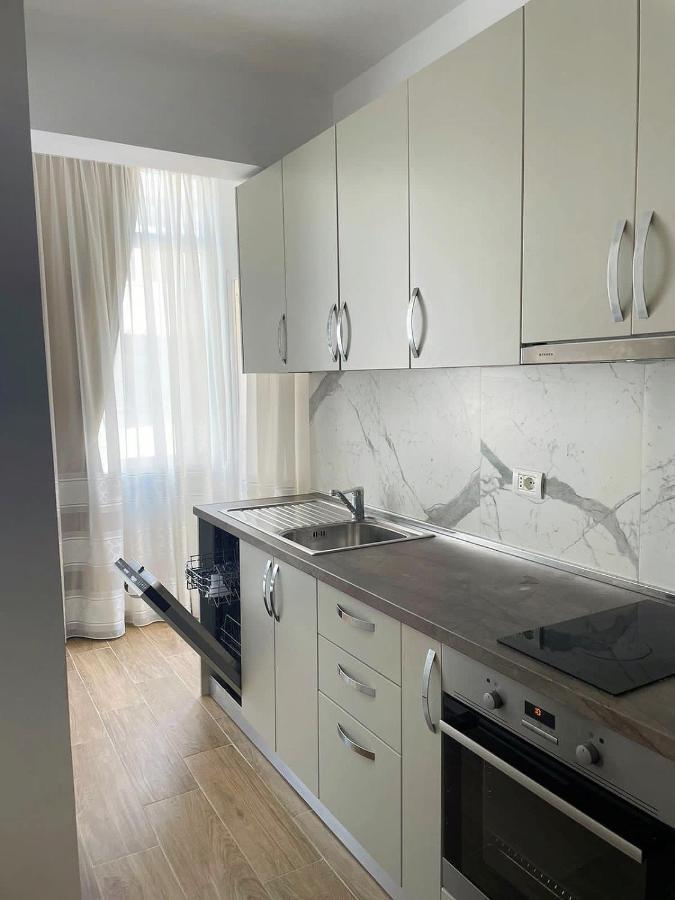 Central City Apartment Tirana Extérieur photo